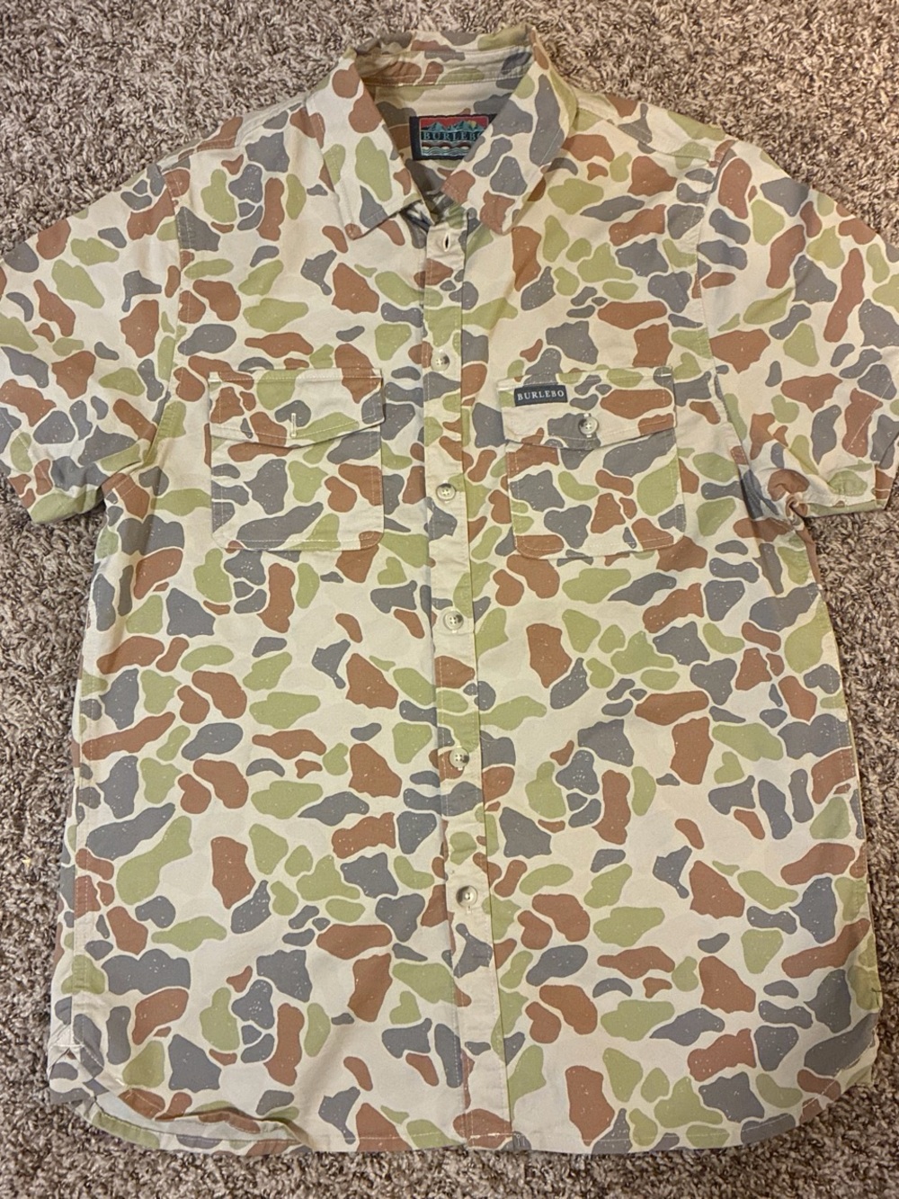 BURLEBO Short-Sleeve Camo Button-Down Shirt in Green, Brown, Gray